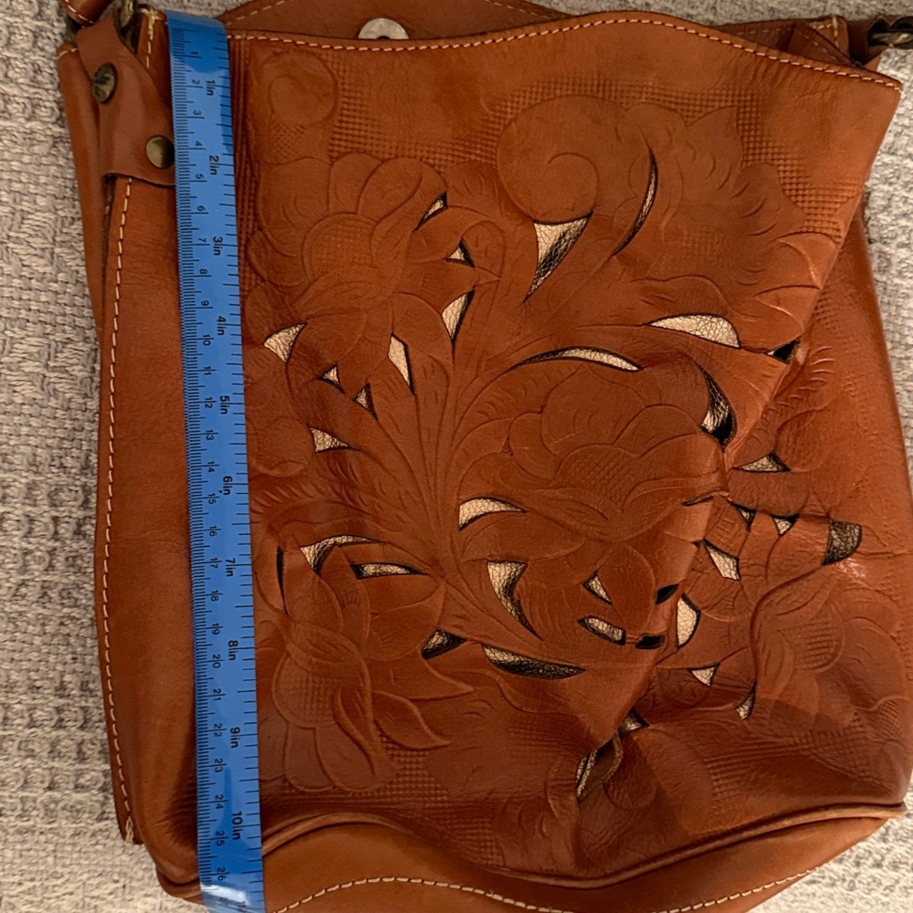 Patricia Nash Tan Leather Crossbody Bag - Picture 8 of 9